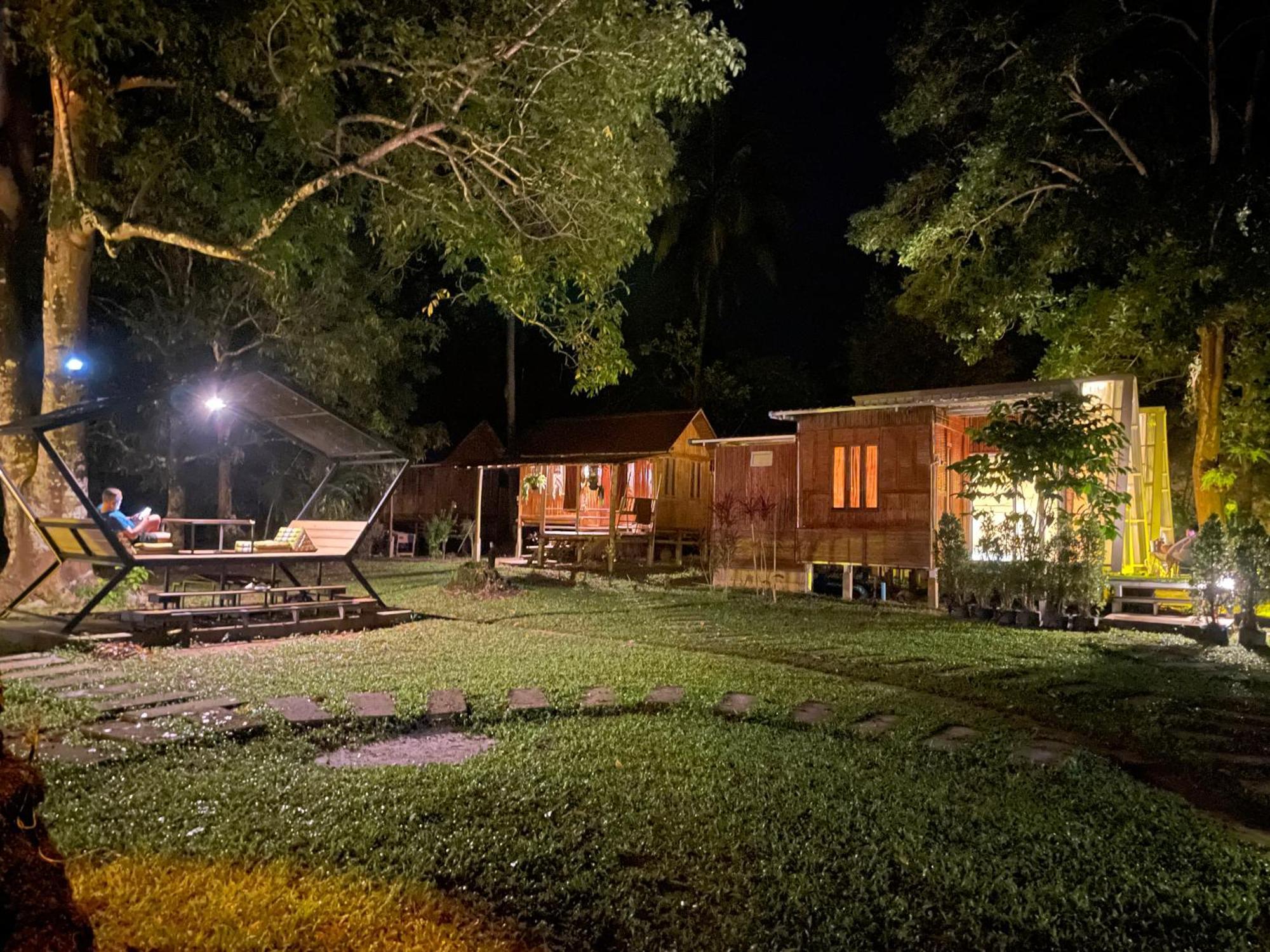 Coffee And Resort Koh Phayam Exterior foto